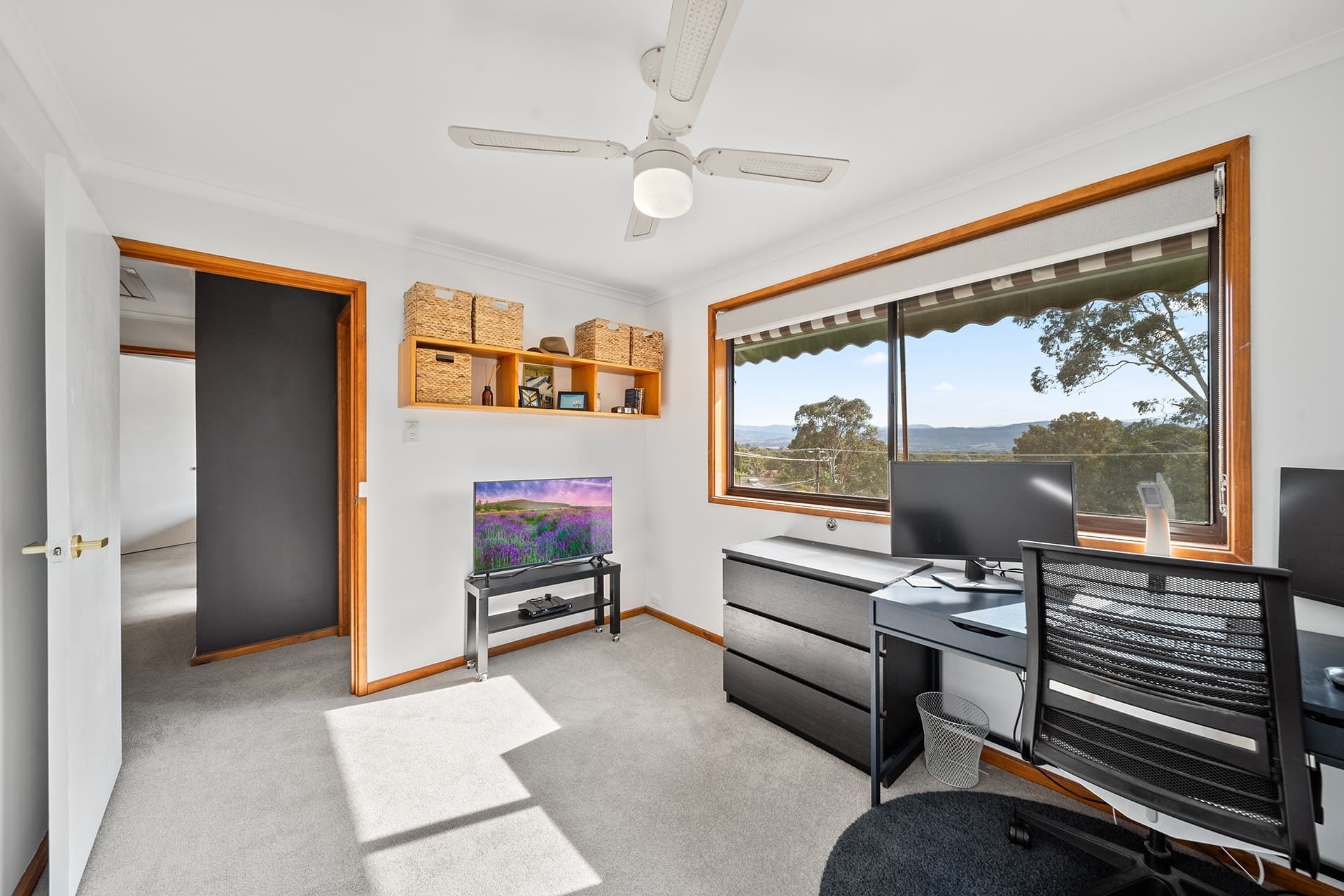 11 Holden Crescent, Wanniassa ACT 2903, Wanniassa - Thumbnail 5