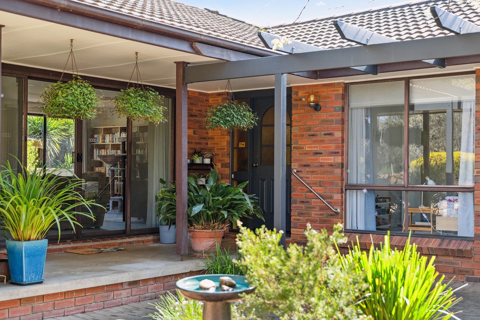33 Sullivan Crescent, Wanniassa ACT 2903, Wanniassa - Thumbnail 2
