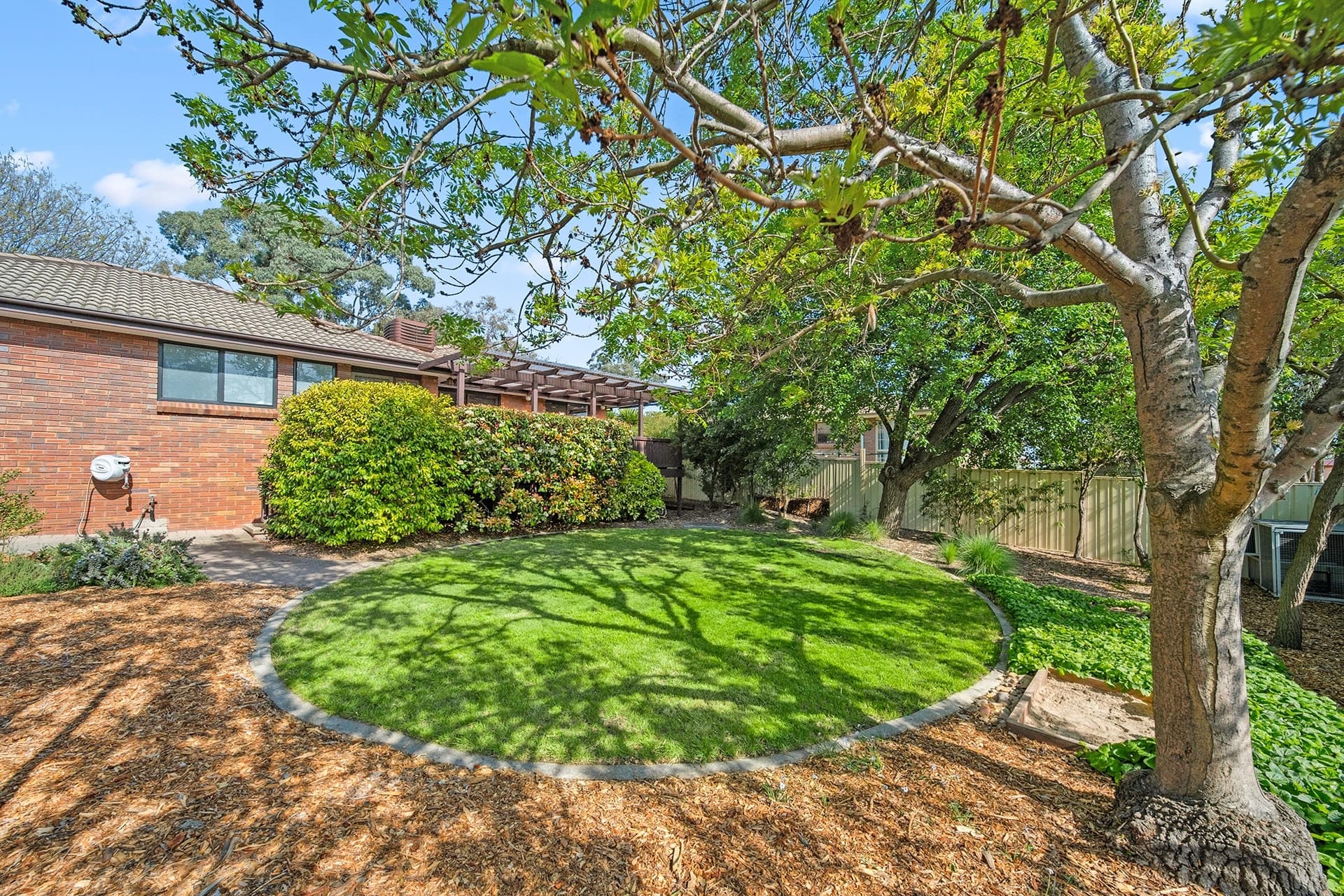 33 Sullivan Crescent, Wanniassa ACT 2903, Wanniassa - Thumbnail 3