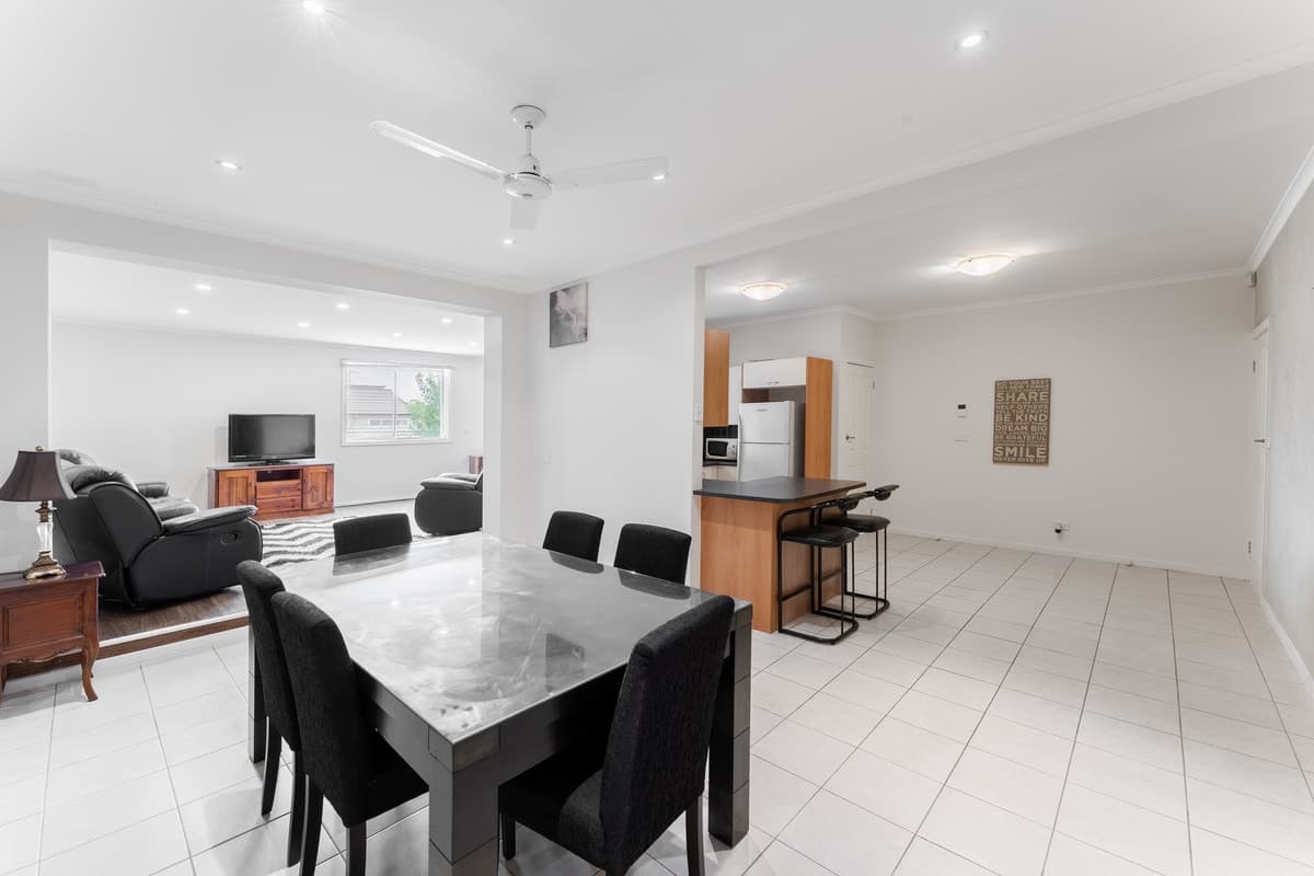 1 / 70 Bulla Road, STRATHMORE VIC 3041, Strathmore - Image 1