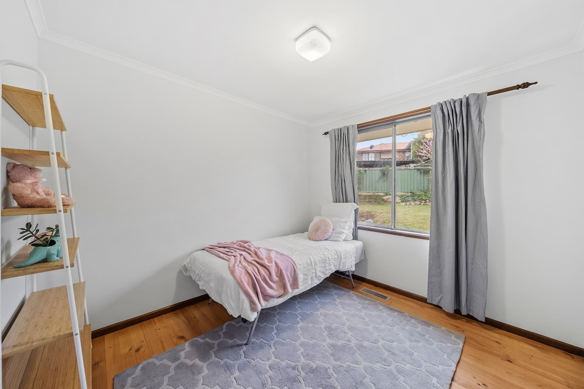 22 Byrne Street, Wanniassa ACT 2903, Wanniassa - Thumbnail 3