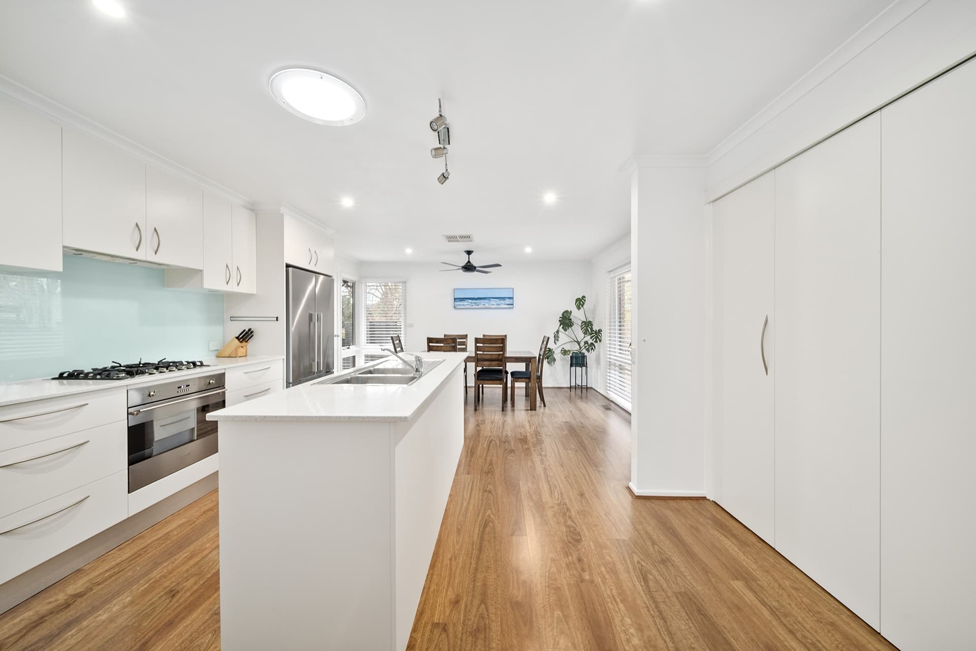 1 Mcilveen Place, Oxley ACT 2903, Oxley - Thumbnail 3