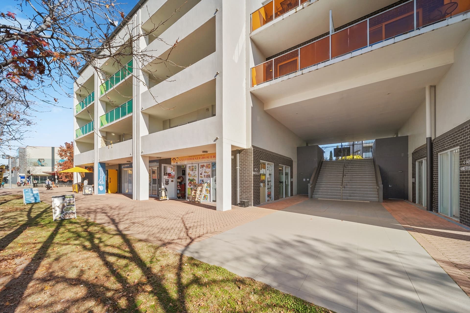 186, 142 Anketell Street, Greenway, Greenway - Image 1