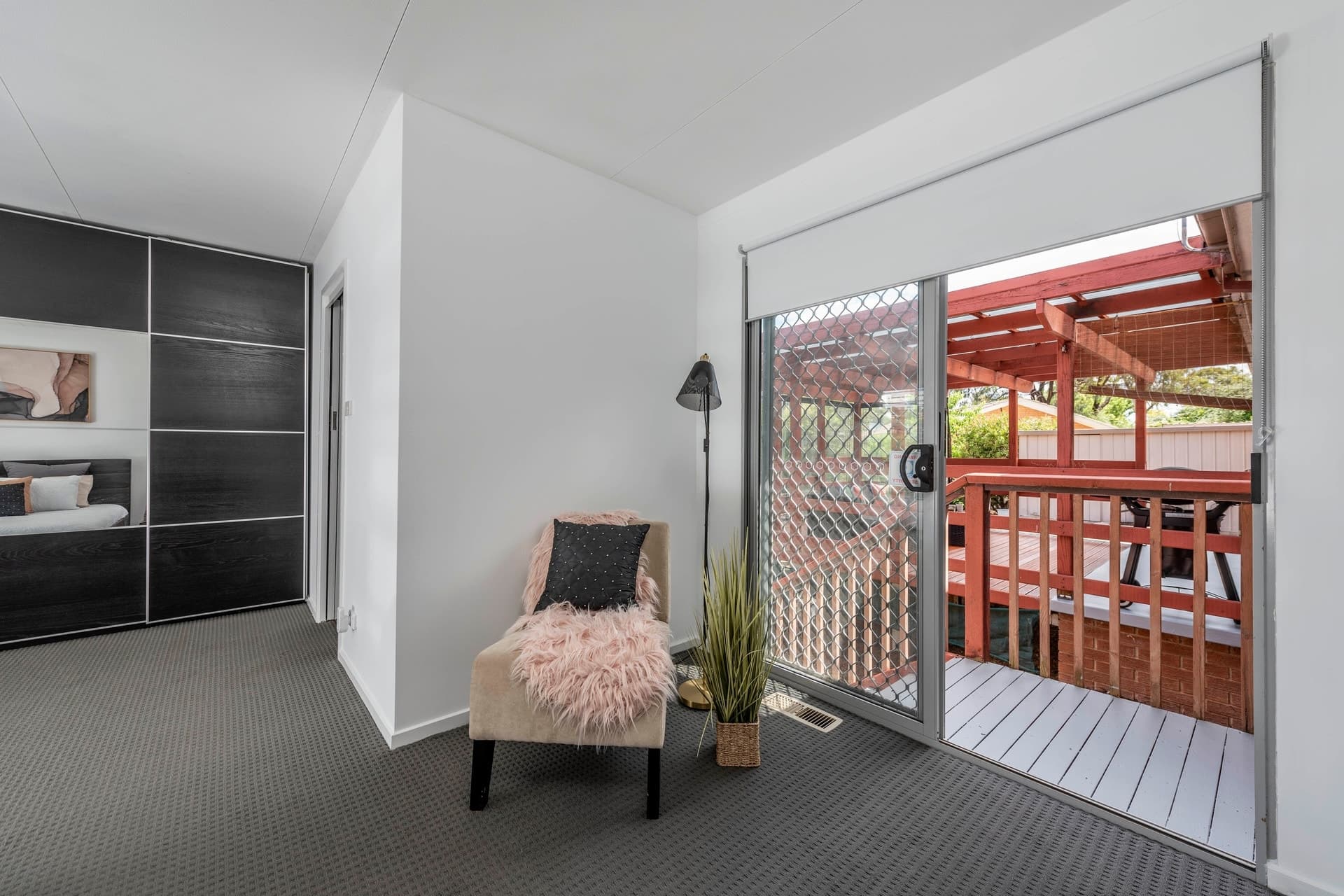 2 Sargeant Place, Wanniassa ACT 2903, Wanniassa - Thumbnail 2