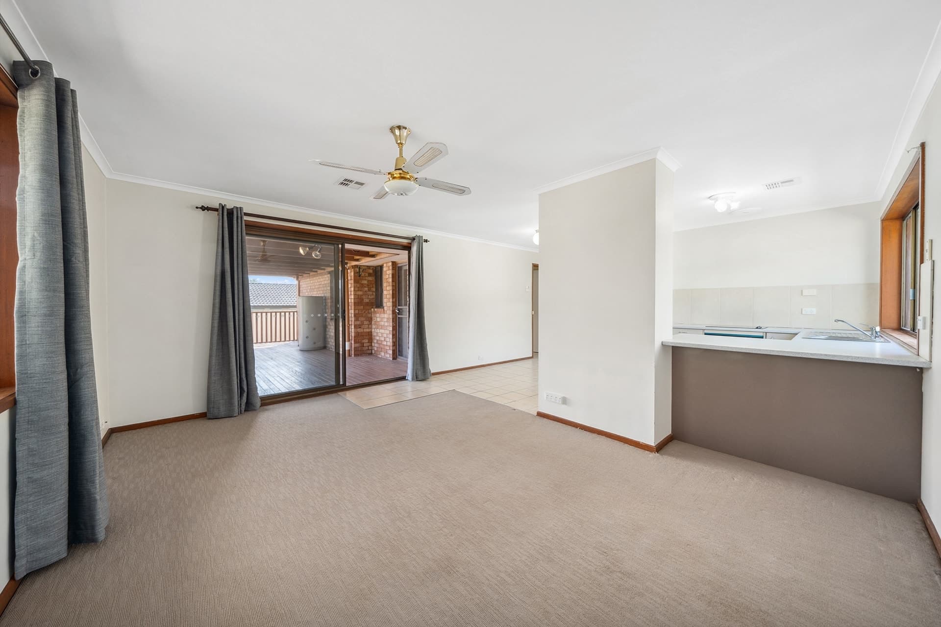 41 Rose Scott Circuit, Chisholm ACT 2905, Chisholm - Thumbnail 2