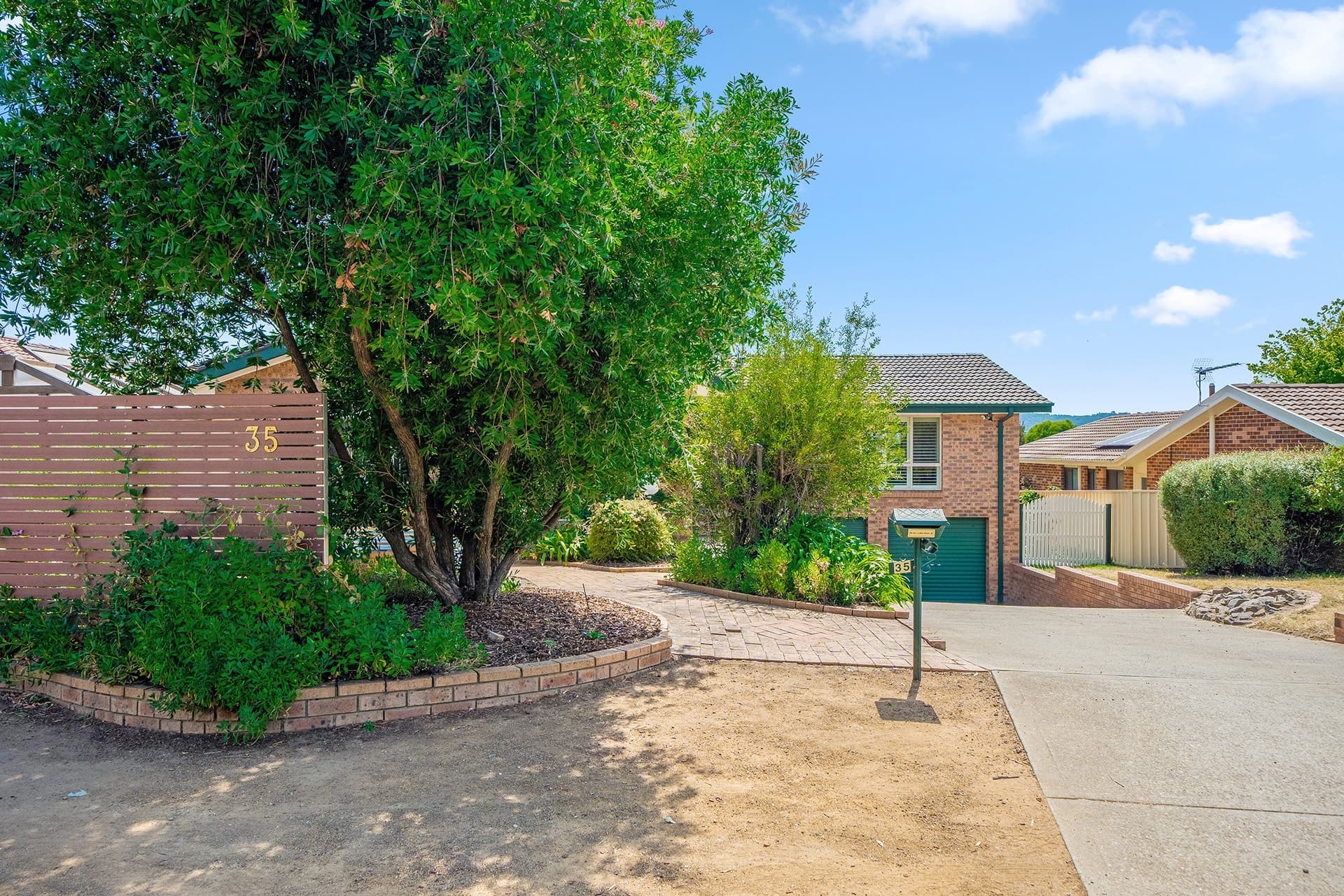 35 Hadleigh Circuit, Isabella Plains ACT 2905, Isabella Plains - Thumbnail 3