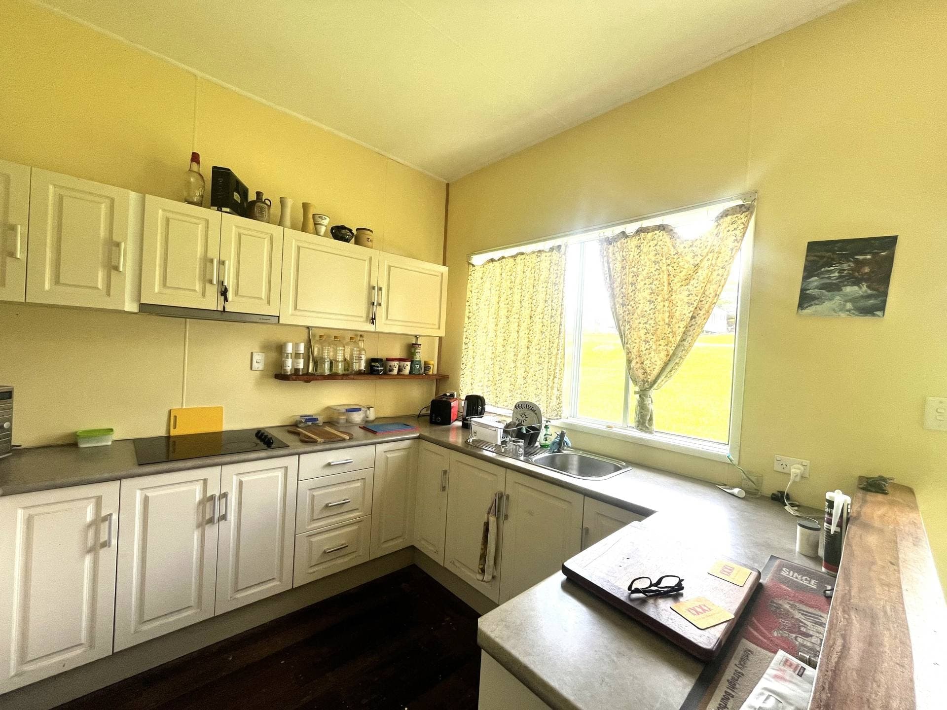 28 Roseberry St, Woodenbong - Thumbnail 4