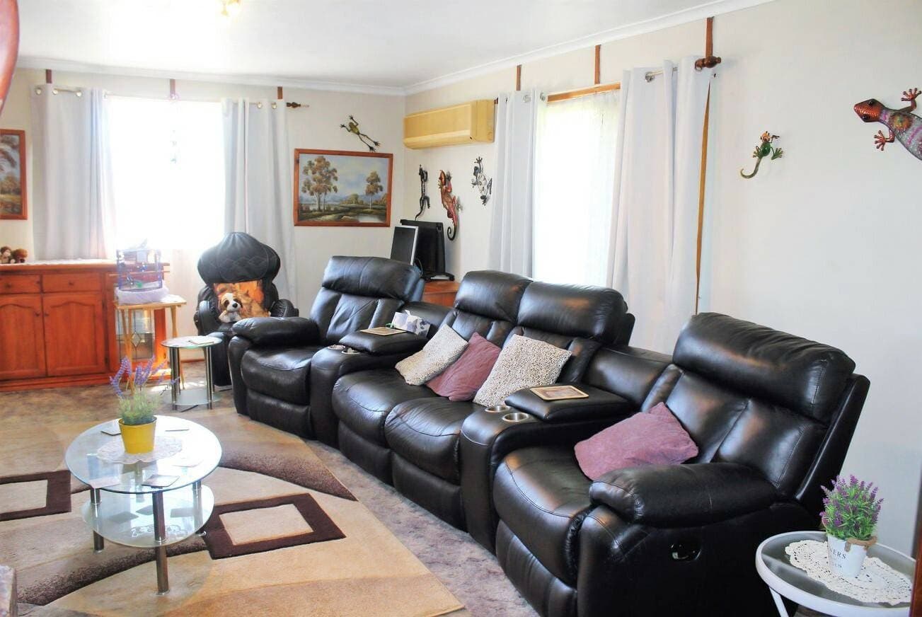 36 Roseberry Street, Woodenbong - Thumbnail 4