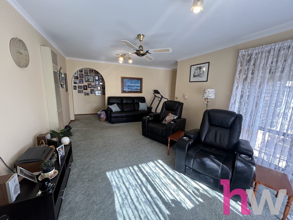 71 Enfield Drive, ST ALBANS PARK VIC 3219, St Albans Park - Thumbnail 4