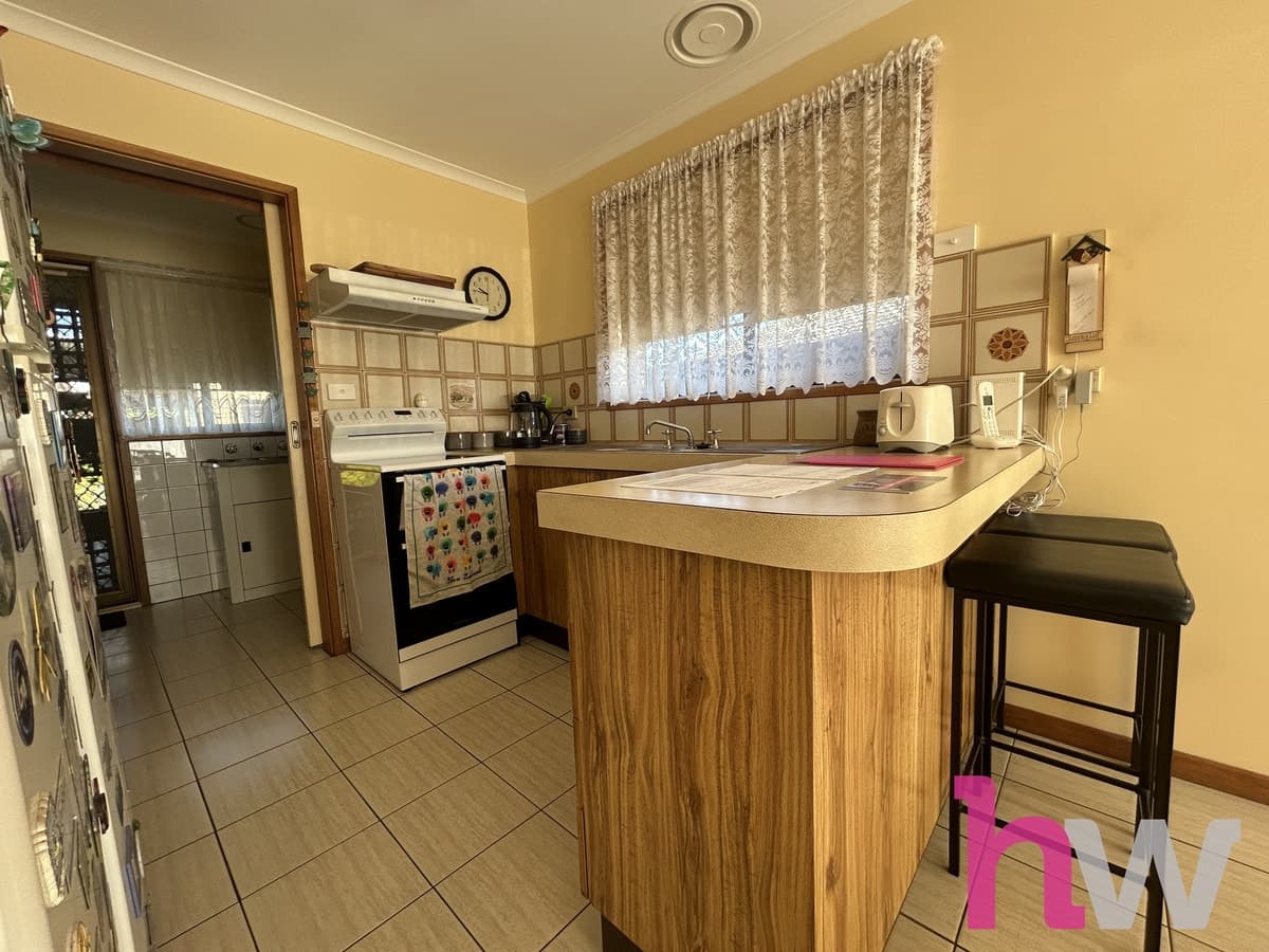 71 Enfield Drive, ST ALBANS PARK VIC 3219, St Albans Park - Thumbnail 6