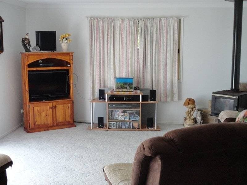 438 Omagh Road, Cedar Point - Thumbnail 7