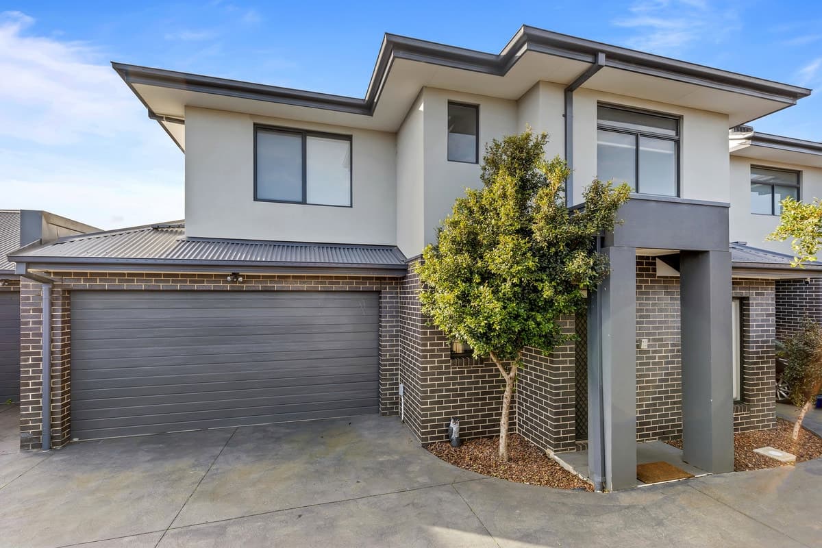 2 / 47 Leonard Avenue, GLENROY VIC 3046, Glenroy - Image 1