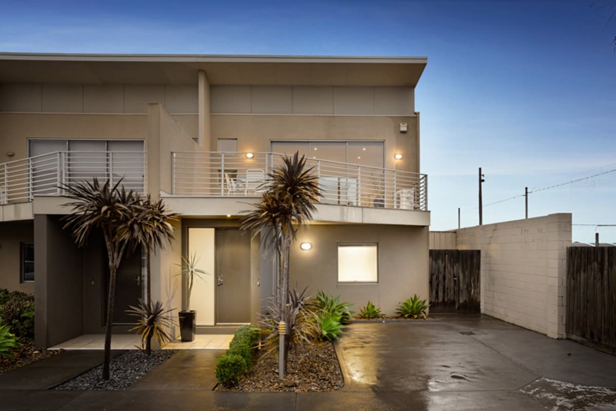 5 / 93 McNamara Avenue, AIRPORT WEST VIC 3042, Airport West - Image 1
