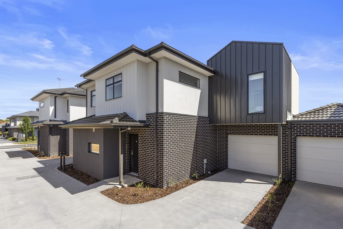 2 / 48 Leonard Avenue, GLENROY VIC 3046, Glenroy - Image 1
