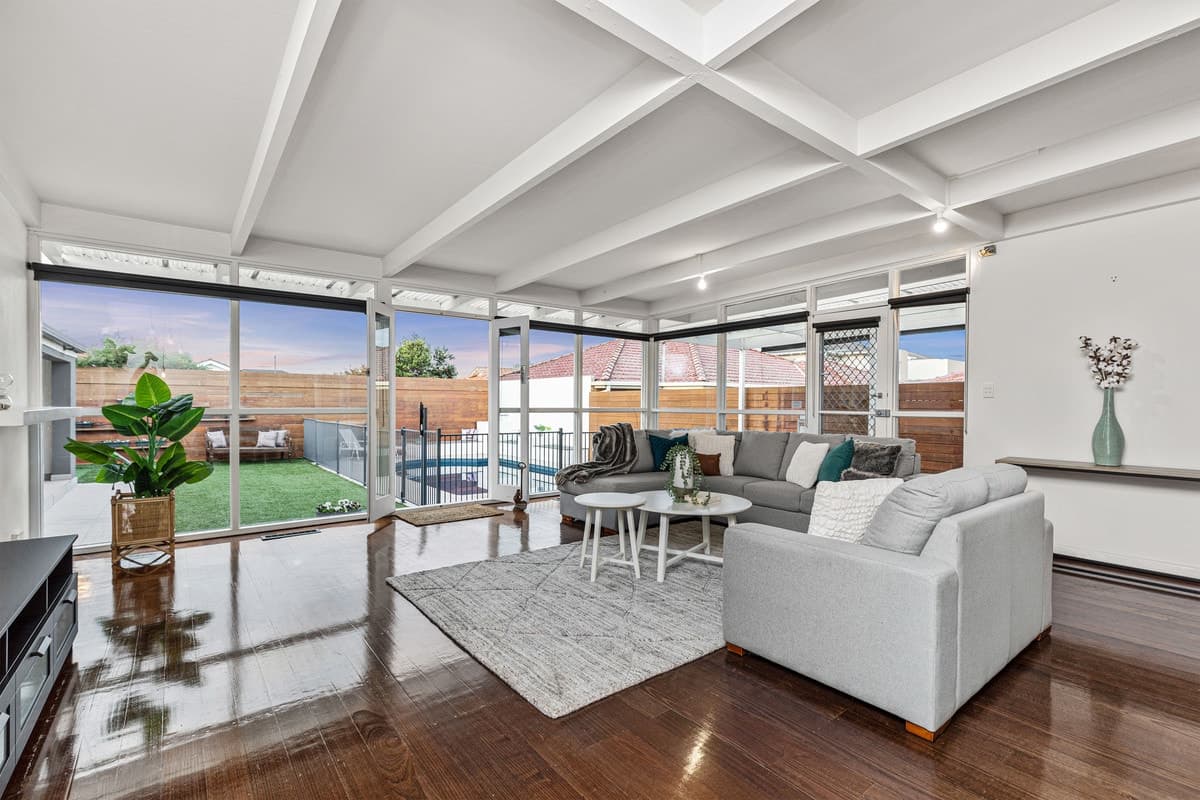 4 York Street, STRATHMORE VIC 3041, Strathmore - Thumbnail 3