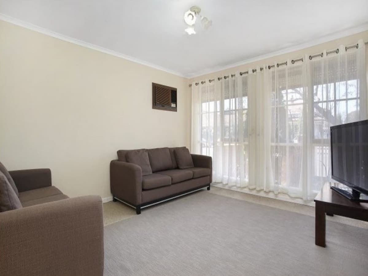 1 / 214 Glenlyon Road, BRUNSWICK EAST VIC 3057, Brunswick East - Thumbnail 4