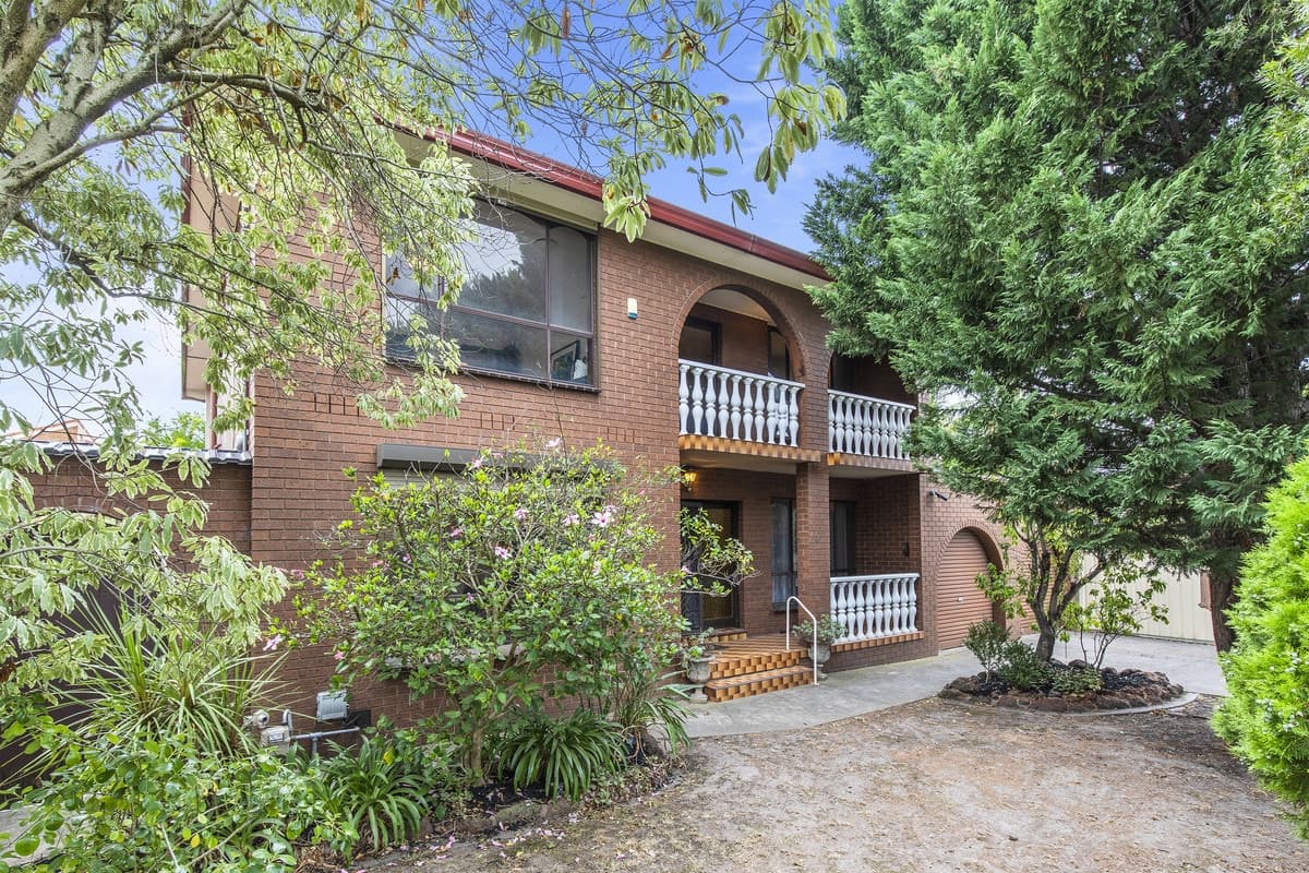 4 Templewood Crescent, AVONDALE HEIGHTS VIC 3034, Avondale Heights - Image 1