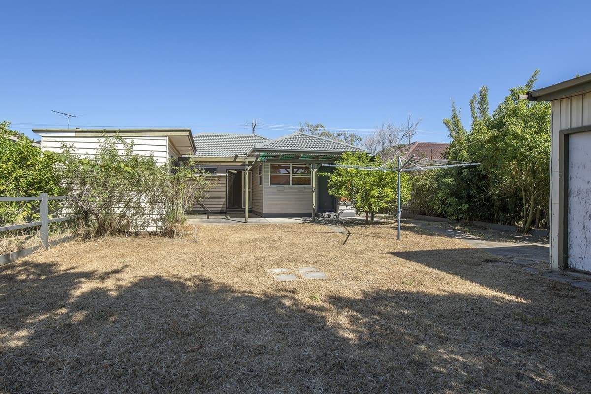 86 Milleara Road, KEILOR EAST VIC 3033, Keilor East - Thumbnail 3