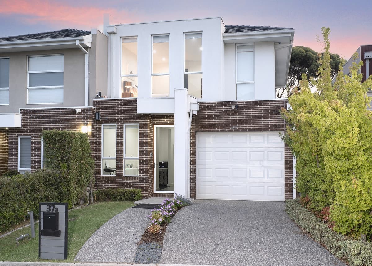 37A Lind Street, STRATHMORE VIC 3041, Strathmore - Image 1