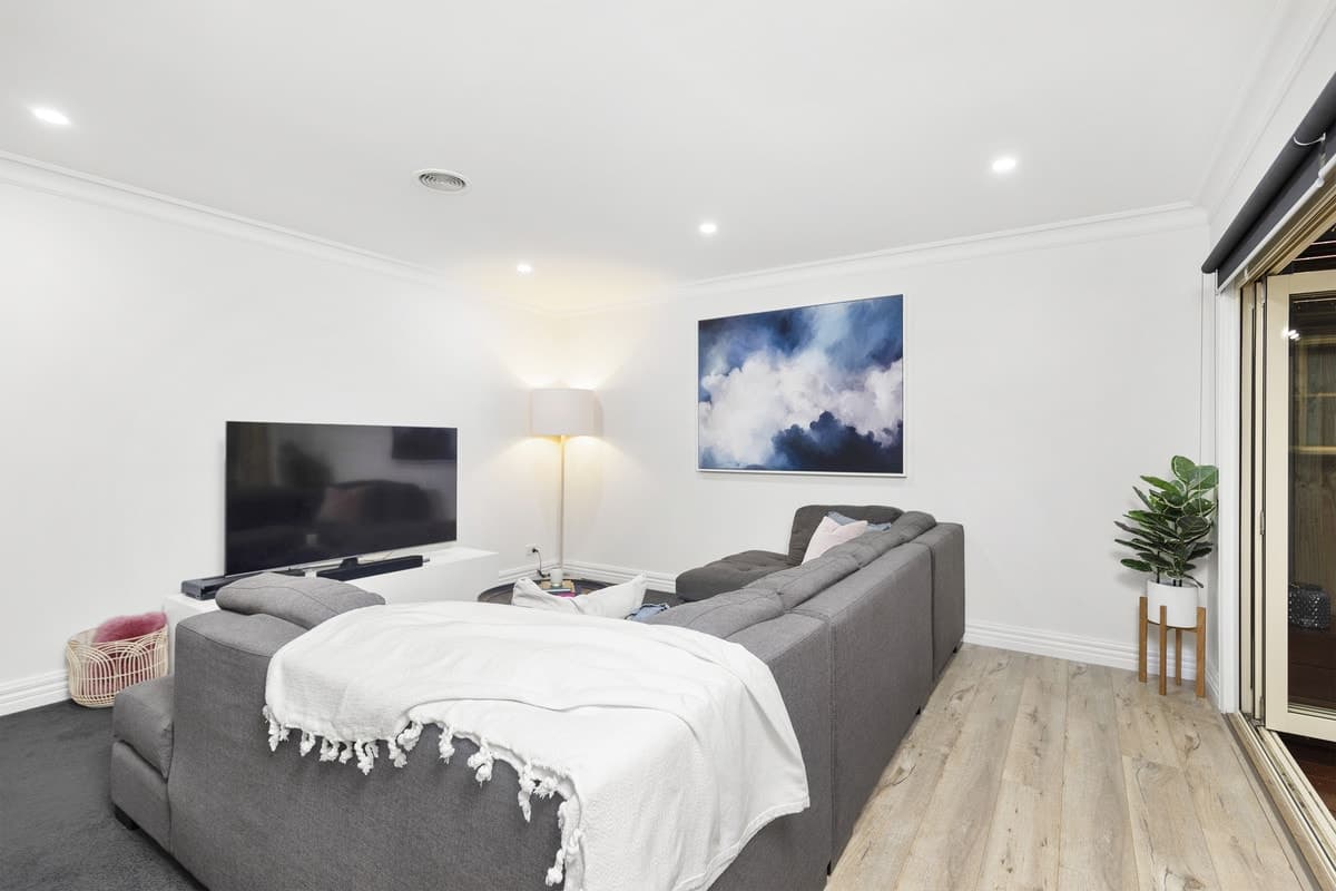 10A Coniston Avenue, AIRPORT WEST VIC 3042, Airport West - Thumbnail 6