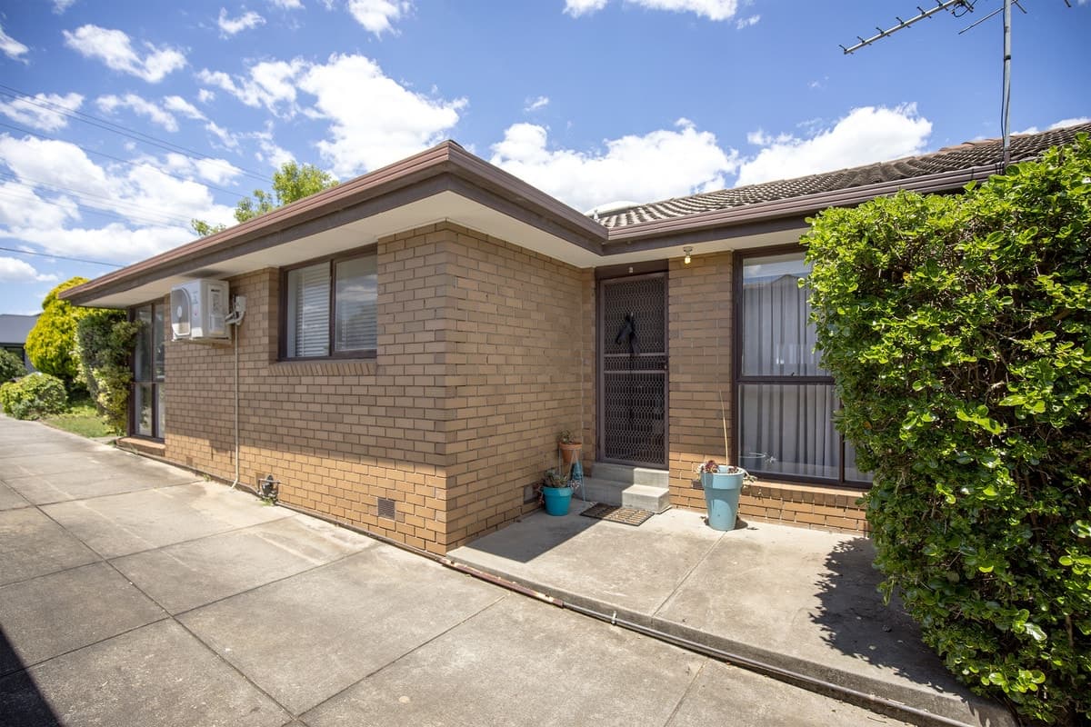 2 / 11 Kingsley Road, AIRPORT WEST VIC 3042, Airport West - Image 1