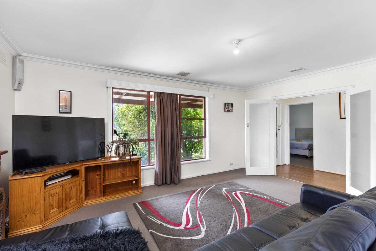 90 Milleara Road, KEILOR EAST VIC 3033, Keilor East - Thumbnail 3