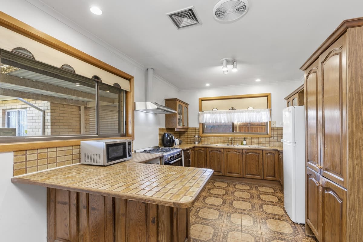 114 Halsey Road, AIRPORT WEST VIC 3042, Airport West - Thumbnail 3