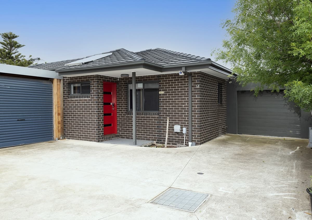 2 / 51 Cary Street, SUNSHINE NORTH VIC 3020, Sunshine North - Image 1