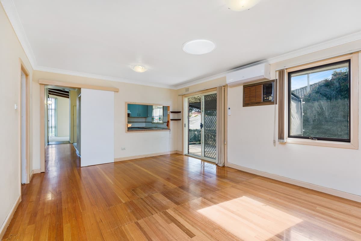 45 Tadstan Drive, TULLAMARINE VIC 3043, Tullamarine - Thumbnail 3
