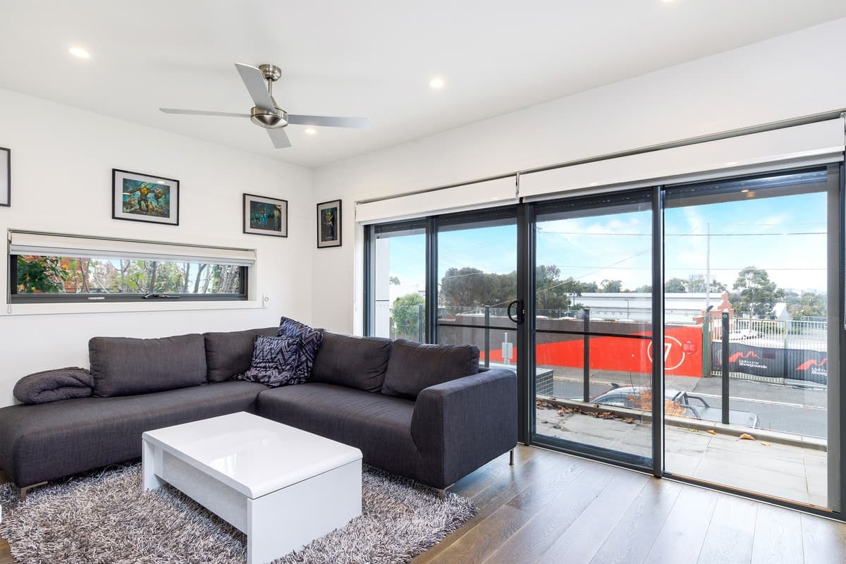 8 / 12 Leonard Crescent, ASCOT VALE VIC 3032, Ascot Vale - Thumbnail 2