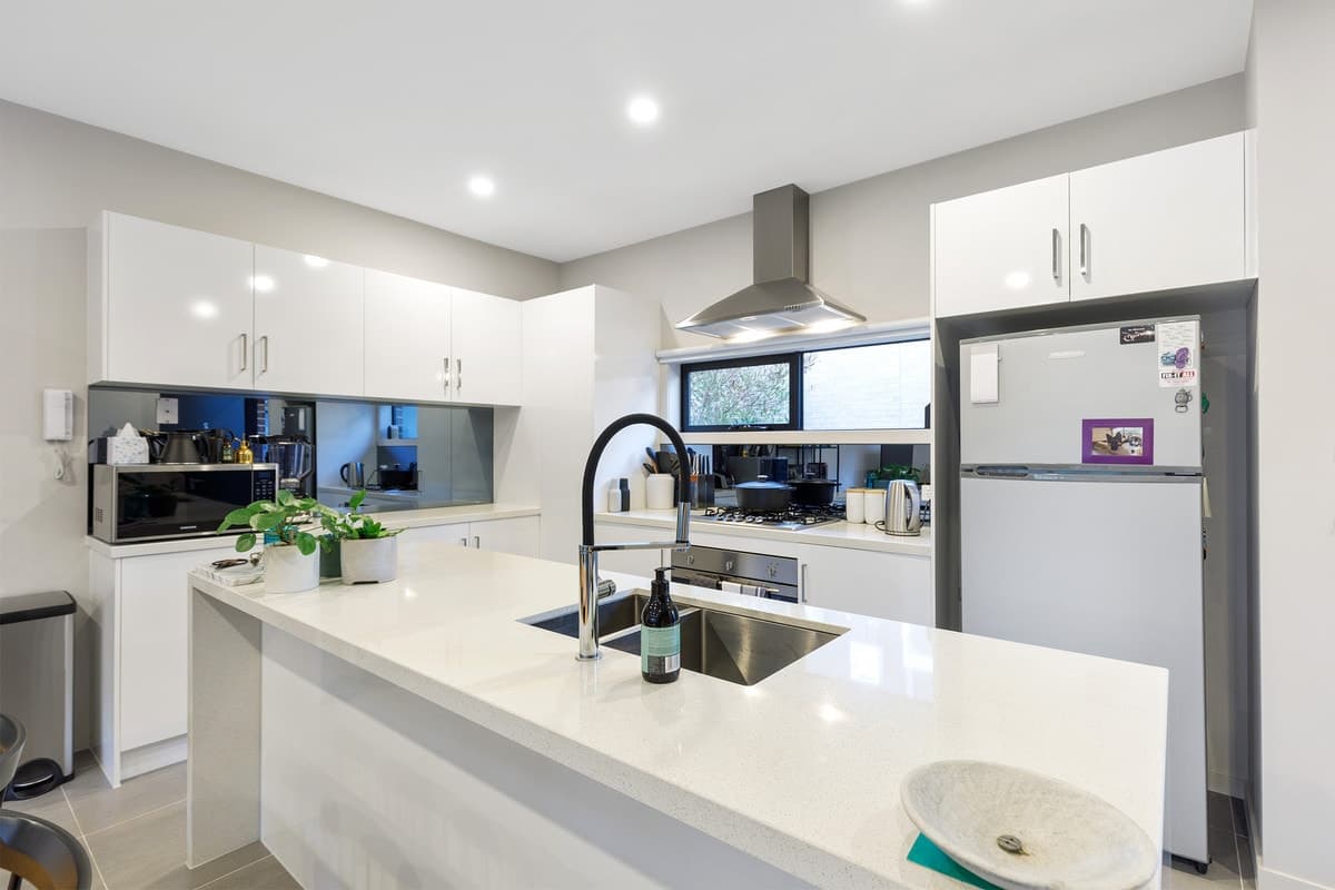 2 / 43 Snell Grove, OAK PARK VIC 3046, Oak Park - Thumbnail 2
