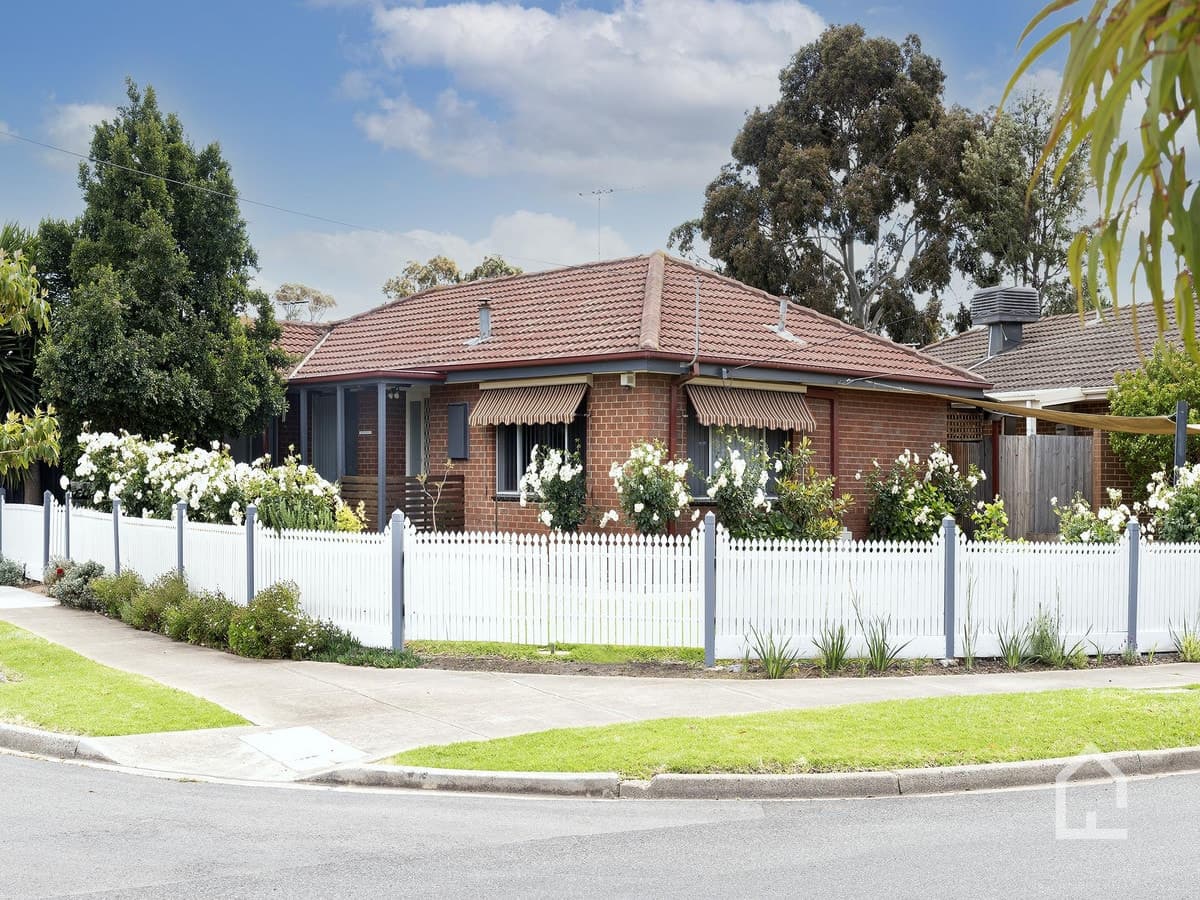 15 Calverton Road, KEALBA VIC 3021, Kealba - Image 1