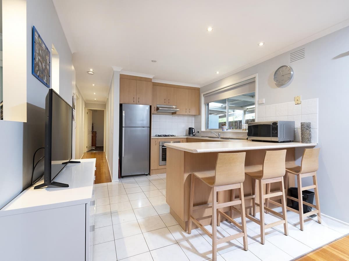 15 Calverton Road, KEALBA VIC 3021, Kealba - Thumbnail 3
