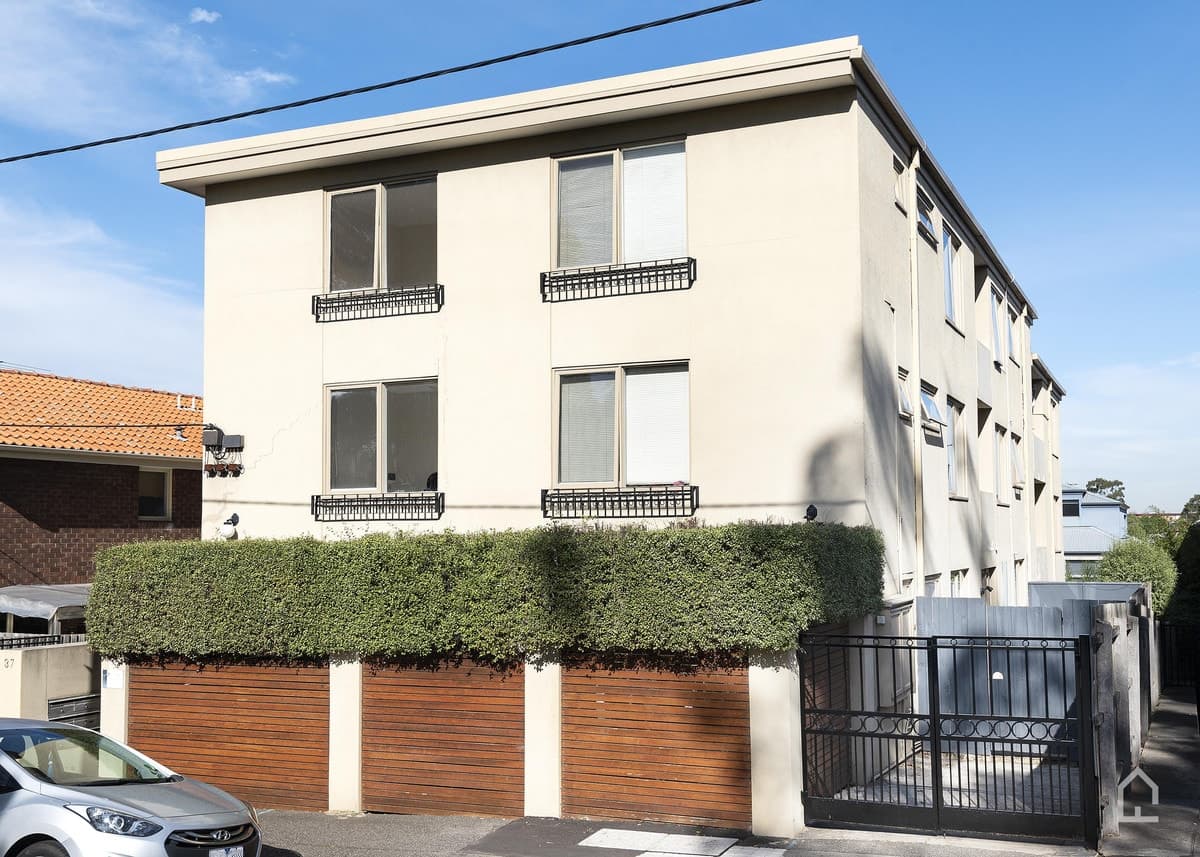 2 / 37 Flemington Street, TRAVANCORE VIC 3032, Travancore - Image 1
