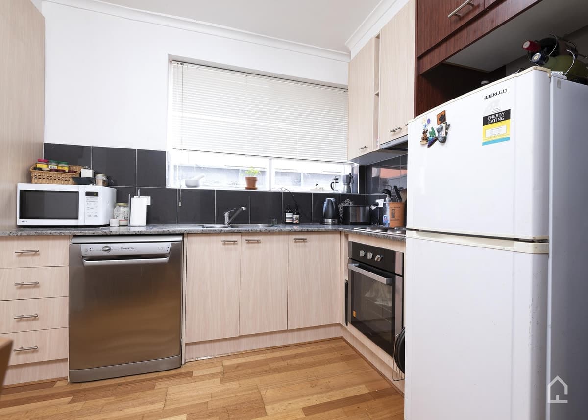 2 / 37 Flemington Street, TRAVANCORE VIC 3032, Travancore - Thumbnail 8