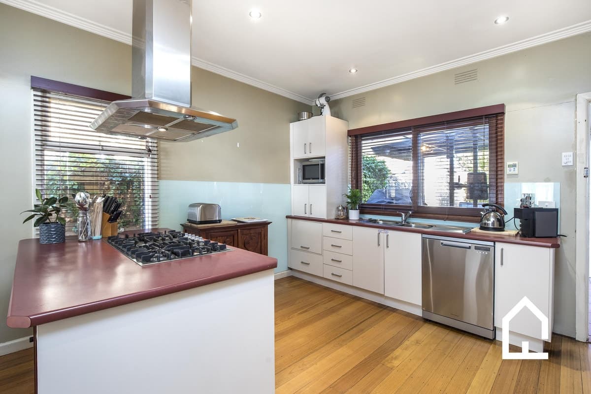 7 Wingara Avenue, KEILOR EAST VIC 3033, Keilor East - Thumbnail 3