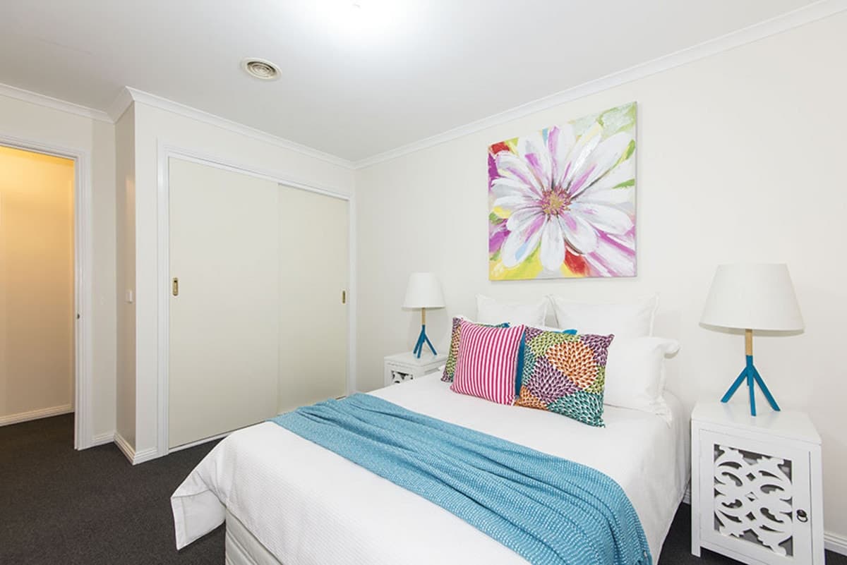 35 HIGHRIDGE Crescent, AIRPORT WEST VIC 3042, Airport West - Thumbnail 6