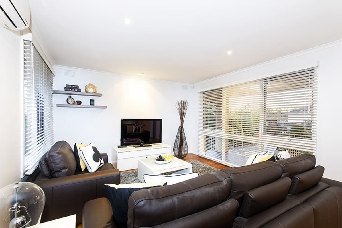 16 Glenscott Crescent, STRATHMORE HEIGHTS VIC 3041, Strathmore Heights - Thumbnail 8