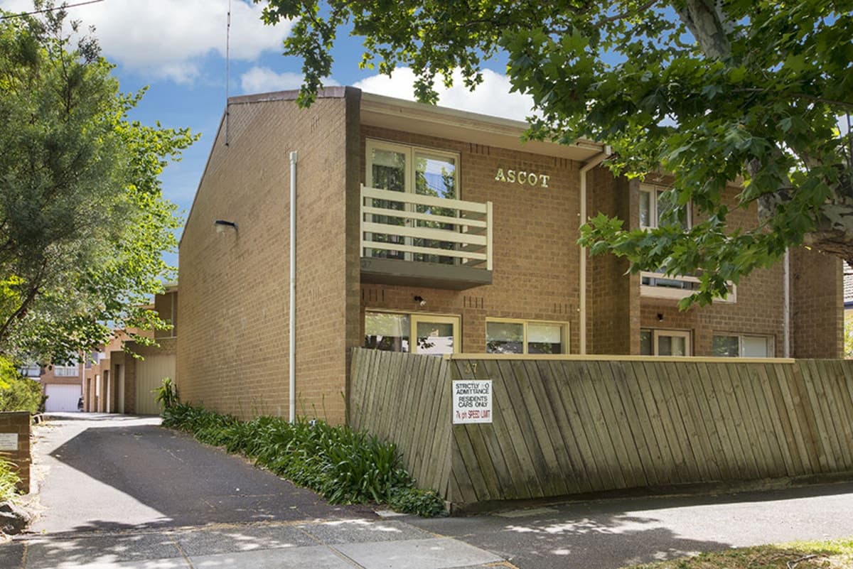 1 / 37 Farnham Street, FLEMINGTON VIC 3031, Flemington - Image 1