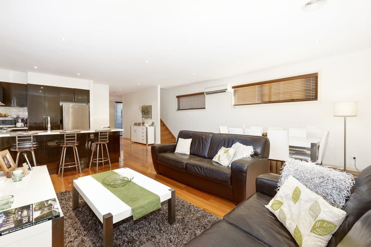 10 DAMIAN Court, GLENROY VIC 3046, Glenroy - Thumbnail 2