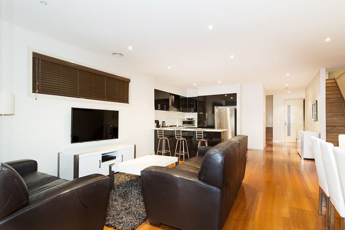10 DAMIAN Court, GLENROY VIC 3046, Glenroy - Thumbnail 4