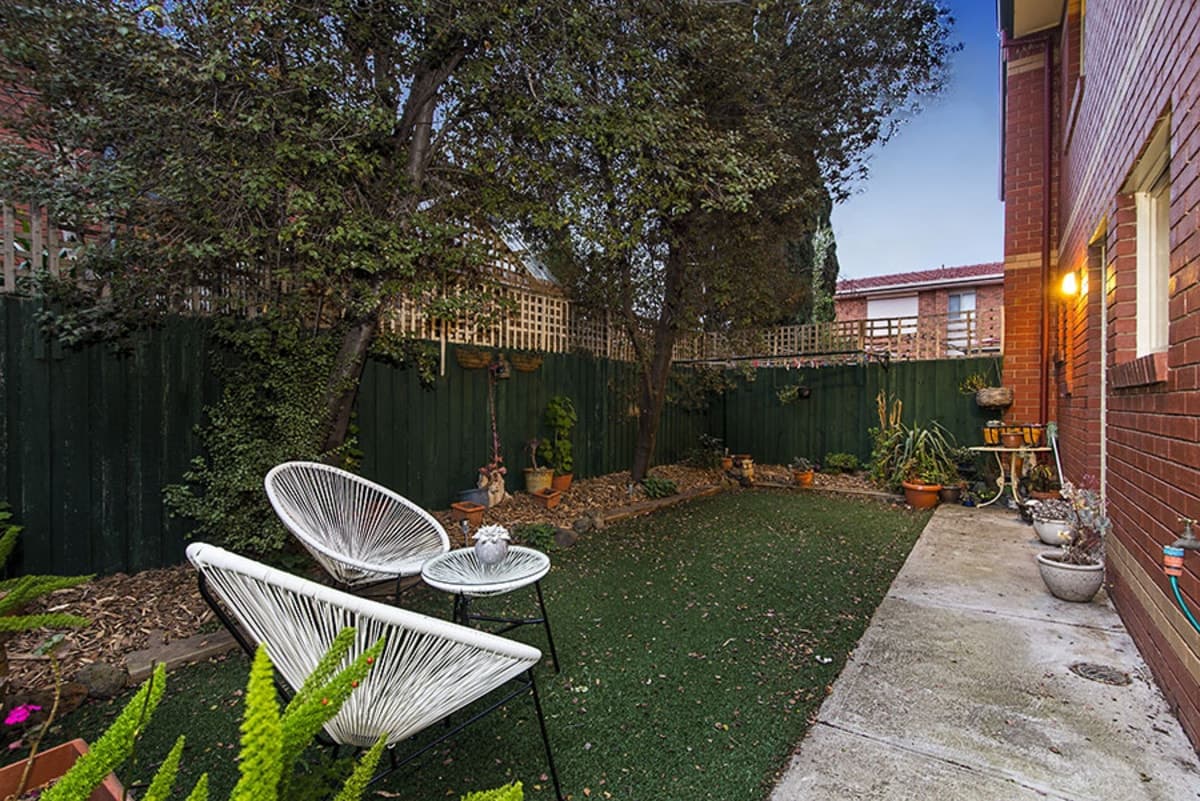 20B Charmaine Avenue, AVONDALE HEIGHTS VIC 3034, Avondale Heights - Thumbnail 3