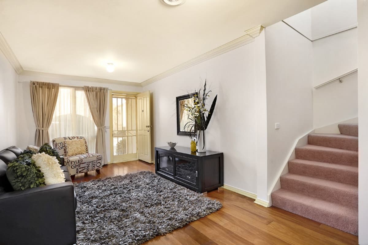 10 / 11 WILLOW Street, ESSENDON VIC 3040, Essendon - Image 1