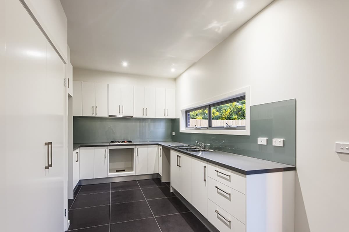 3 / 2 Justin Avenue, GLENROY VIC 3046, Glenroy - Thumbnail 2