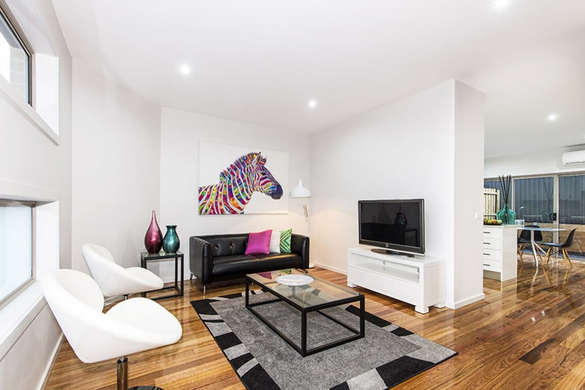 2 / 9 Menarra Street, STRATHMORE VIC 3041, Strathmore - Thumbnail 2
