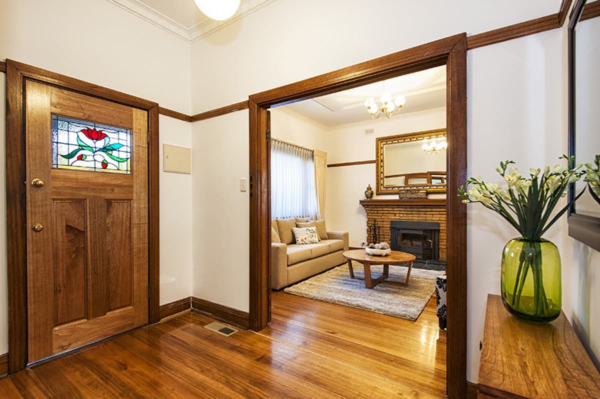 9 BIRDWOOD Street, ESSENDON NORTH VIC 3041, Essendon North - Thumbnail 2