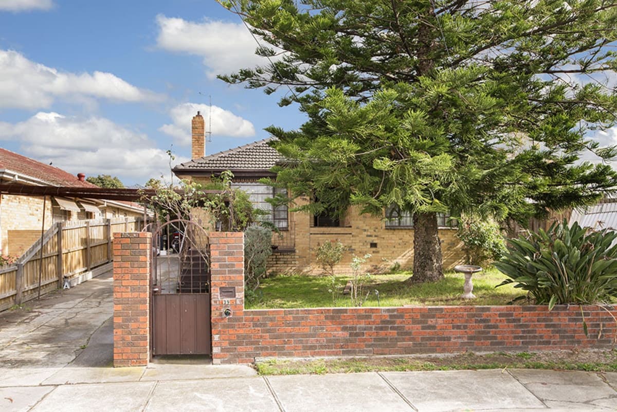 39 PEARL Street, NIDDRIE VIC 3042, Niddrie - Thumbnail 2