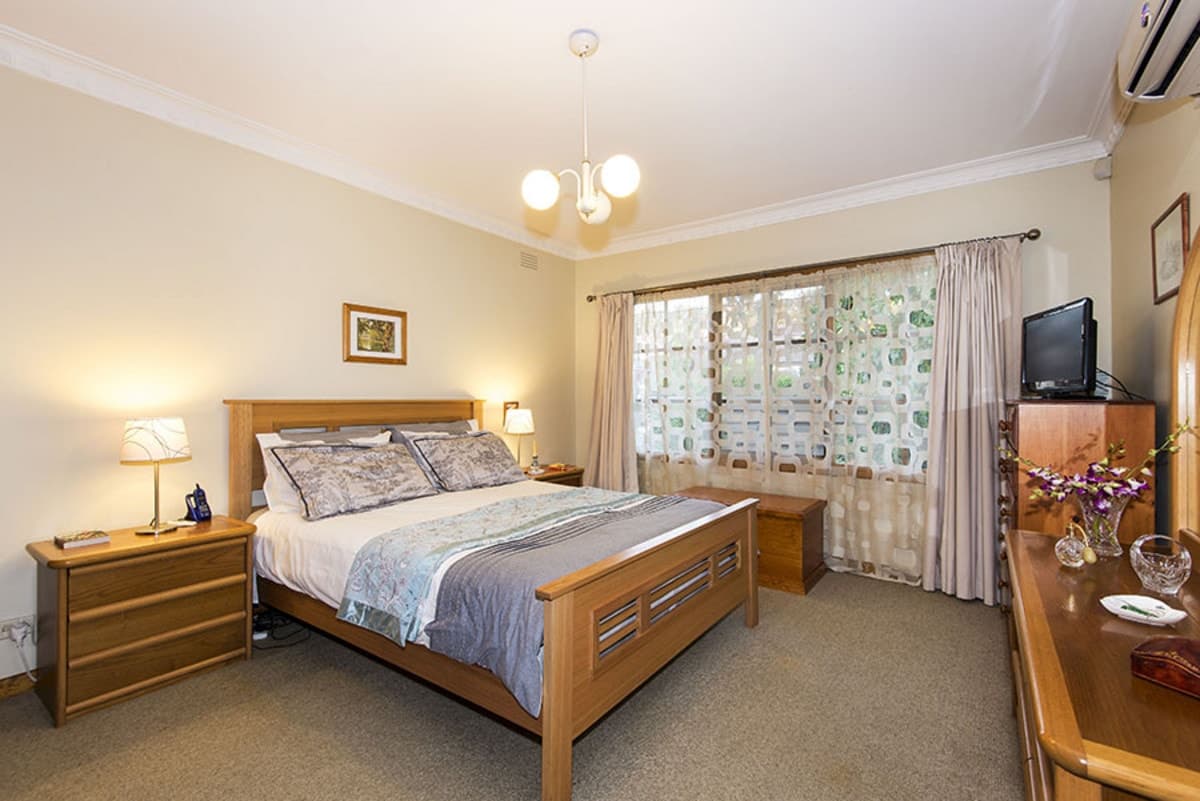 69 WINIFRED Street, OAK PARK VIC 3046, Oak Park - Thumbnail 2