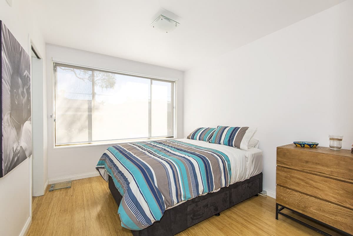 8 / 18 SHAFTESBURY Street, ESSENDON VIC 3040, Essendon - Thumbnail 4