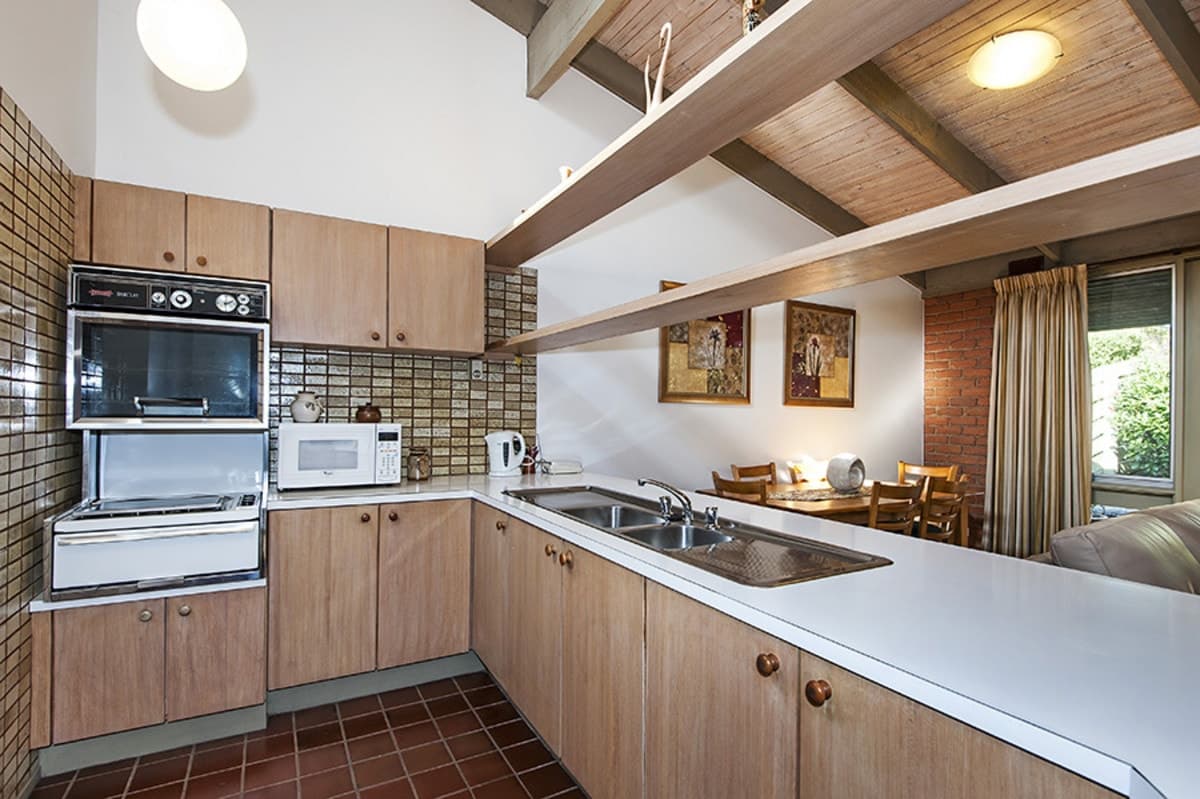 1 / 16 LALUMA Street, ESSENDON VIC 3040, Essendon - Thumbnail 4
